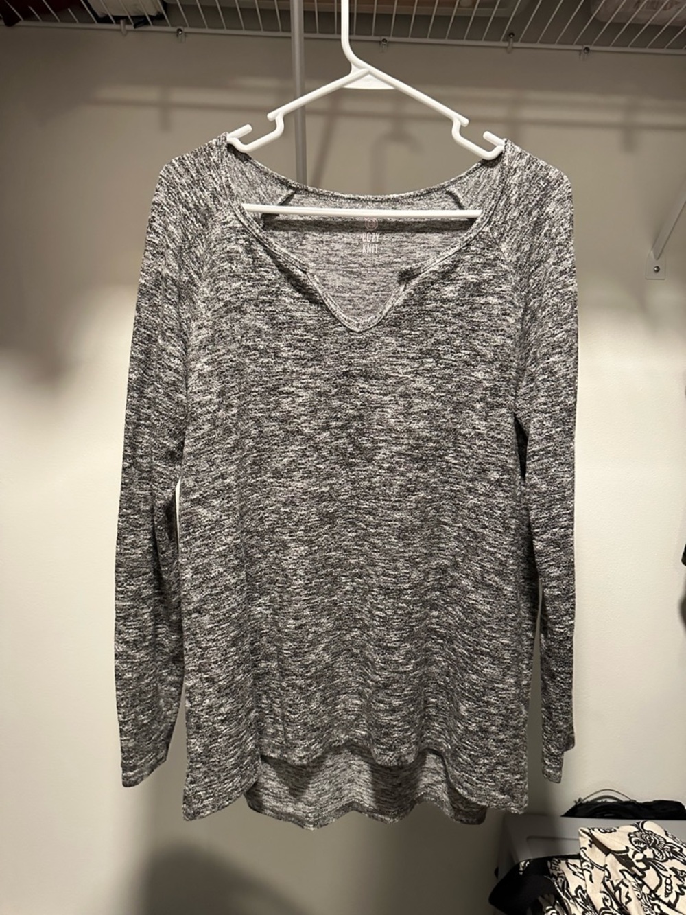 SO Gray Marled V-Neck Long Sleeve Top